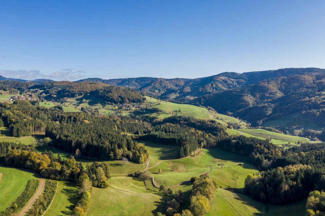 Hotel-Restaurant Sennhuette Im Herzen Des Suedschwarzwalds Kleines Wiesental Zewnętrze zdjęcie